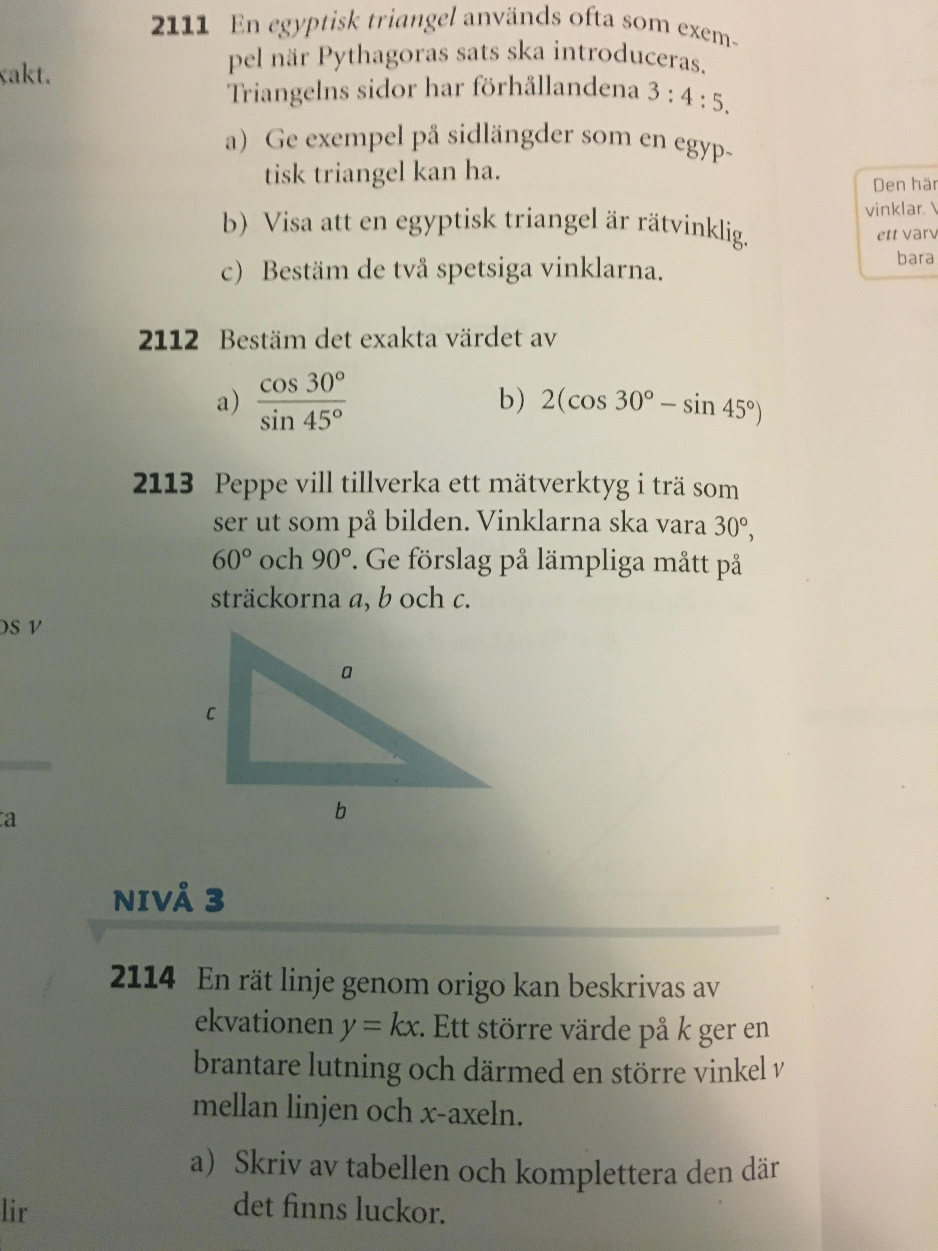 Räkna ut okända sträckor på en triangel med bara angivna grader 